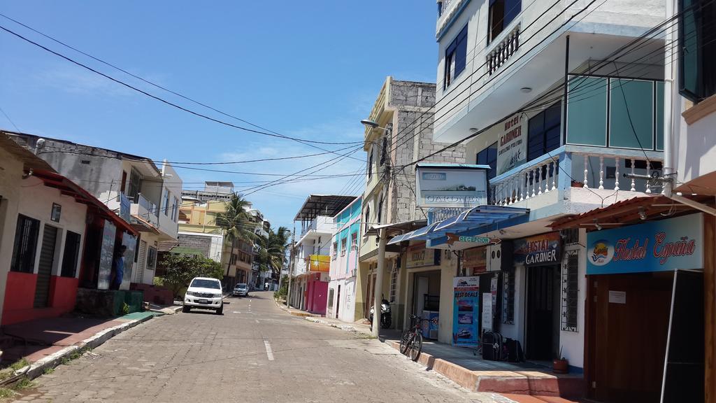 Hostal Gardner Galapagos Puerto Ayora  Exteriör bild