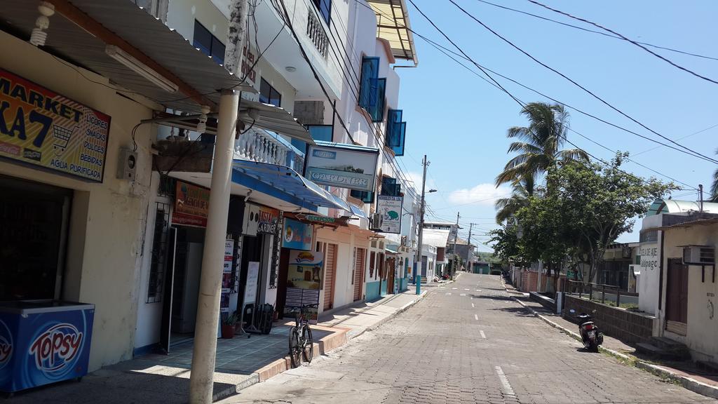 Hostal Gardner Galapagos Puerto Ayora  Exteriör bild