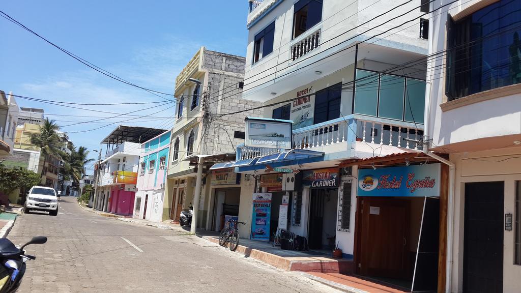 Hostal Gardner Galapagos Puerto Ayora  Exteriör bild
