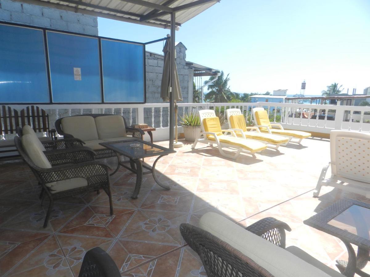 Hostal Gardner Galapagos Puerto Ayora  Exteriör bild