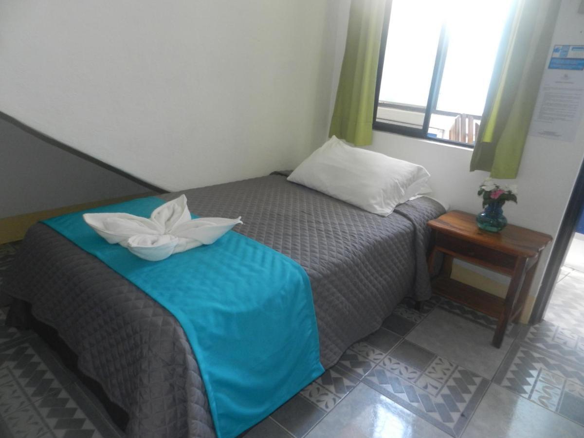 Hostal Gardner Galapagos Puerto Ayora  Exteriör bild