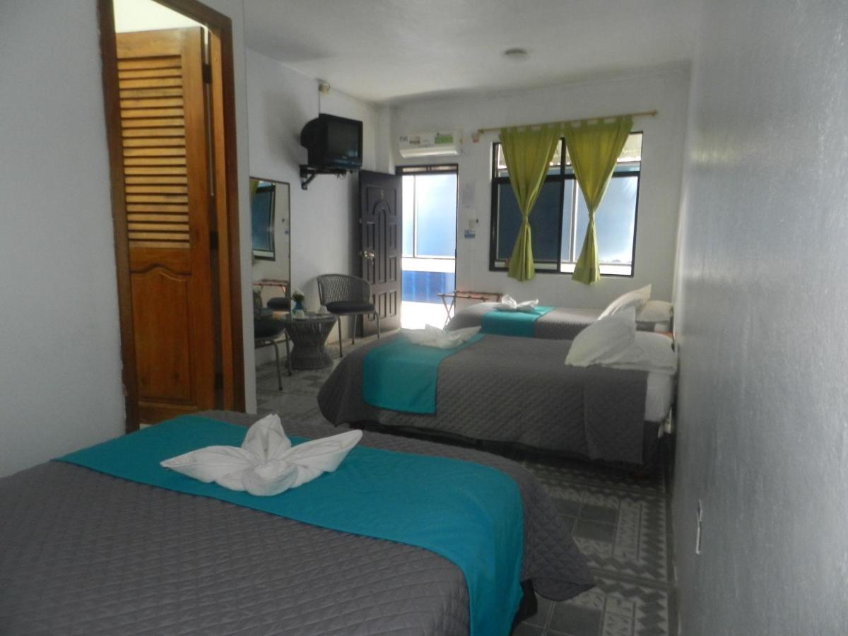 Hostal Gardner Galapagos Puerto Ayora  Exteriör bild