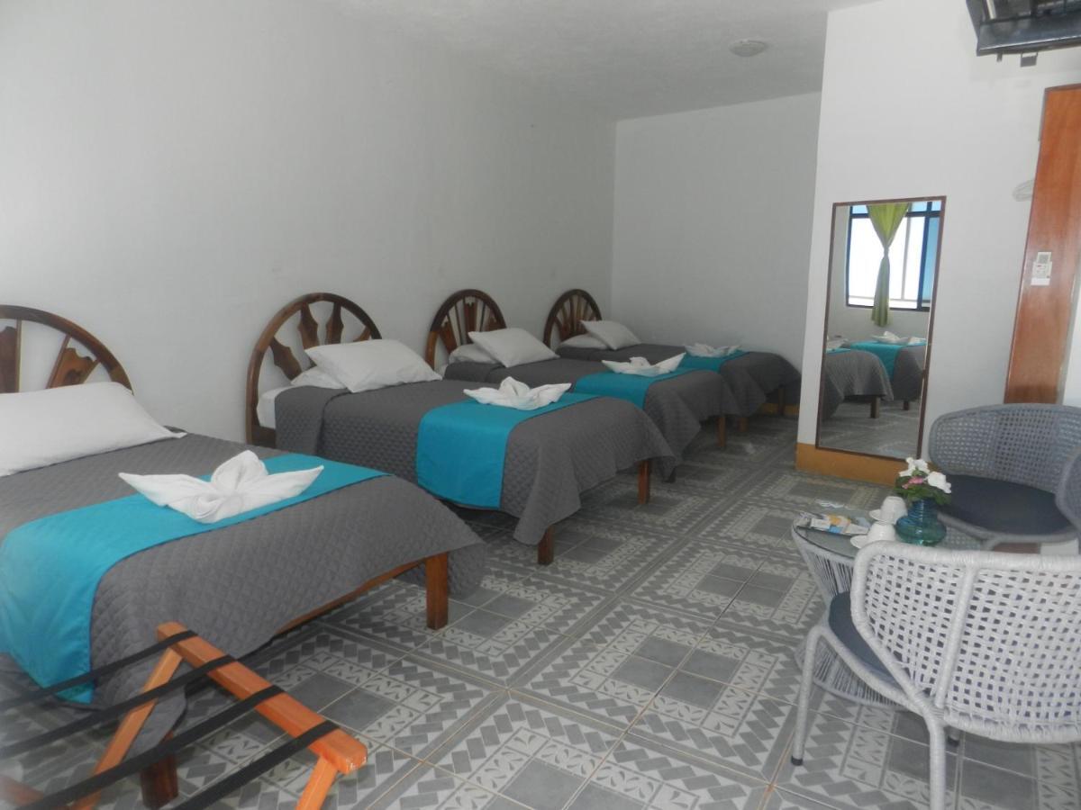 Hostal Gardner Galapagos Puerto Ayora  Exteriör bild